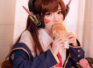 在线目睹，Sally Dorasnow赋予兔女郎生命，心里藏着个二次元